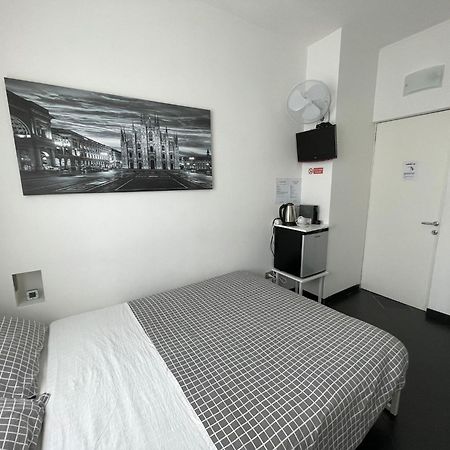 A Casa Di Ara Hotel Milano Phòng bức ảnh